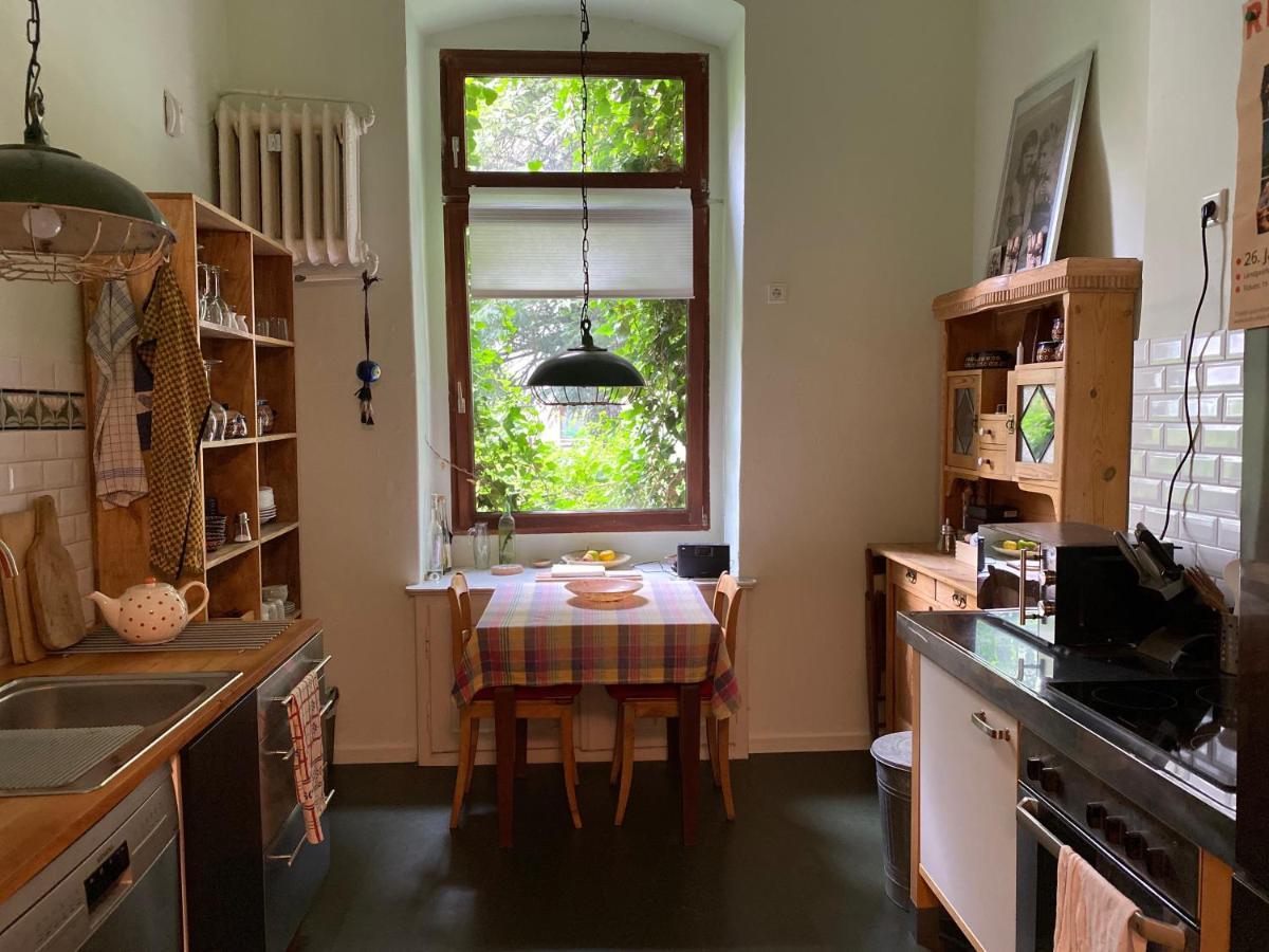 Fewo Gruene Mommsenstrasse - Bei Becker Klingeln Apartment Berlin Bagian luar foto