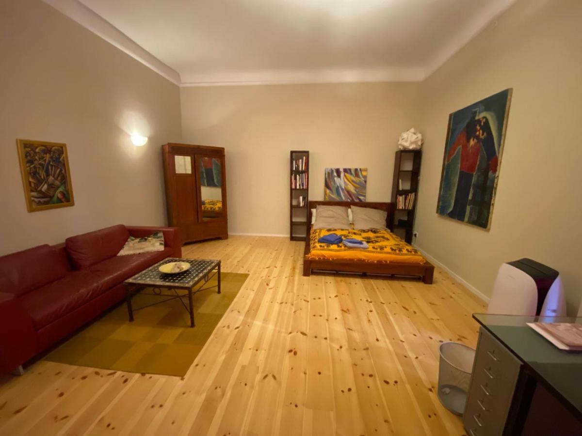 Fewo Gruene Mommsenstrasse - Bei Becker Klingeln Apartment Berlin Bagian luar foto